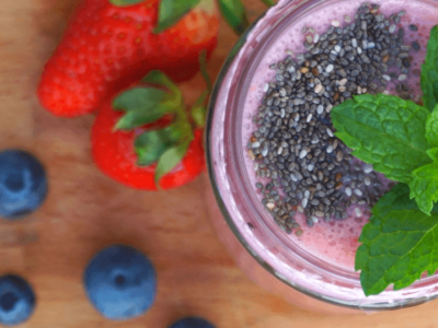 Beeren-Mandelmilch